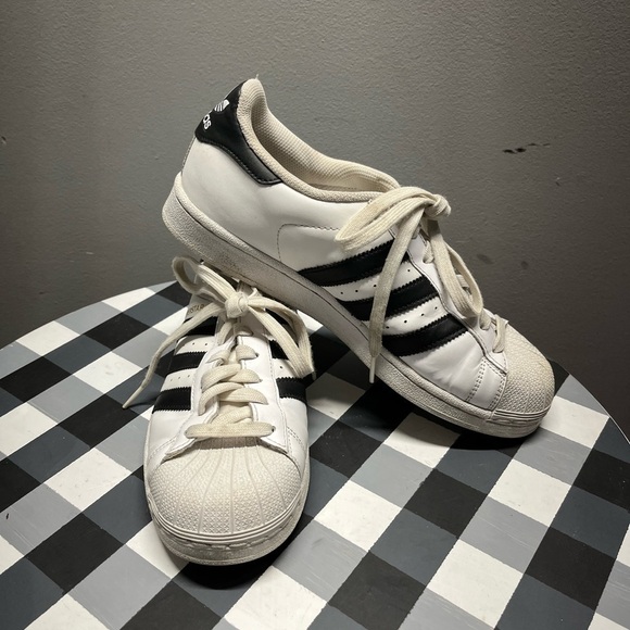 Men’s Adidas Shoes - Picture 1 of 8